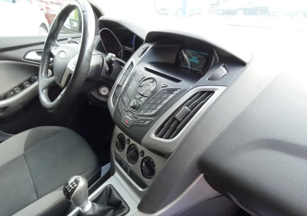 Ford Focus cena 29900 przebieg: 229000, rok produkcji 2014 z Wronki małe 301